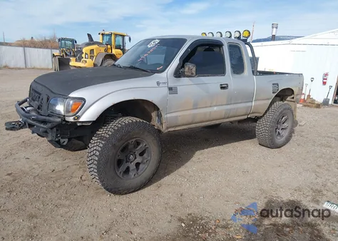 1999 Toyota Tacoma from USA, damaged, VIN 4TAWN72N6XZ467793